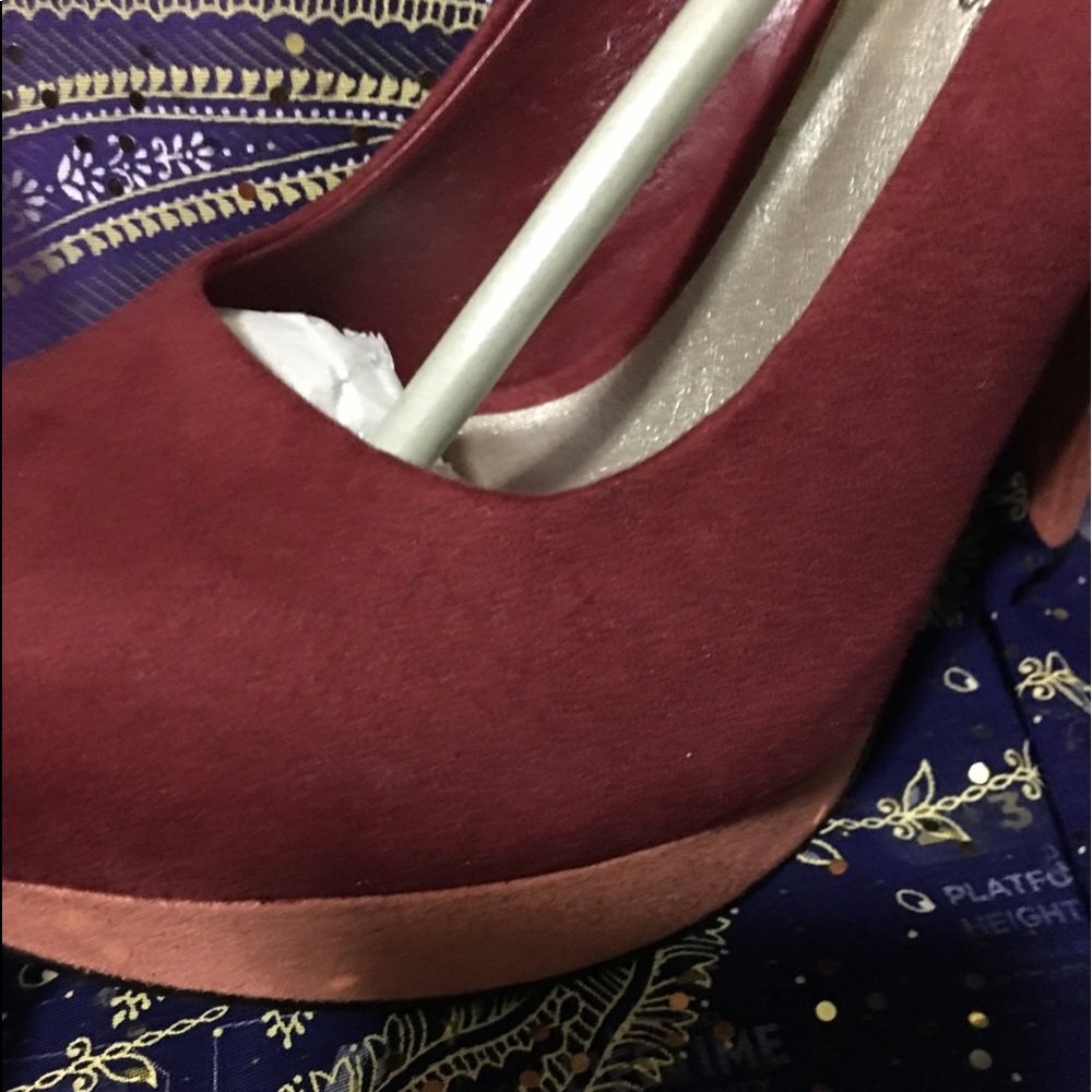 👠PLATFORM HEELS👠 - Picture 4 of 8
